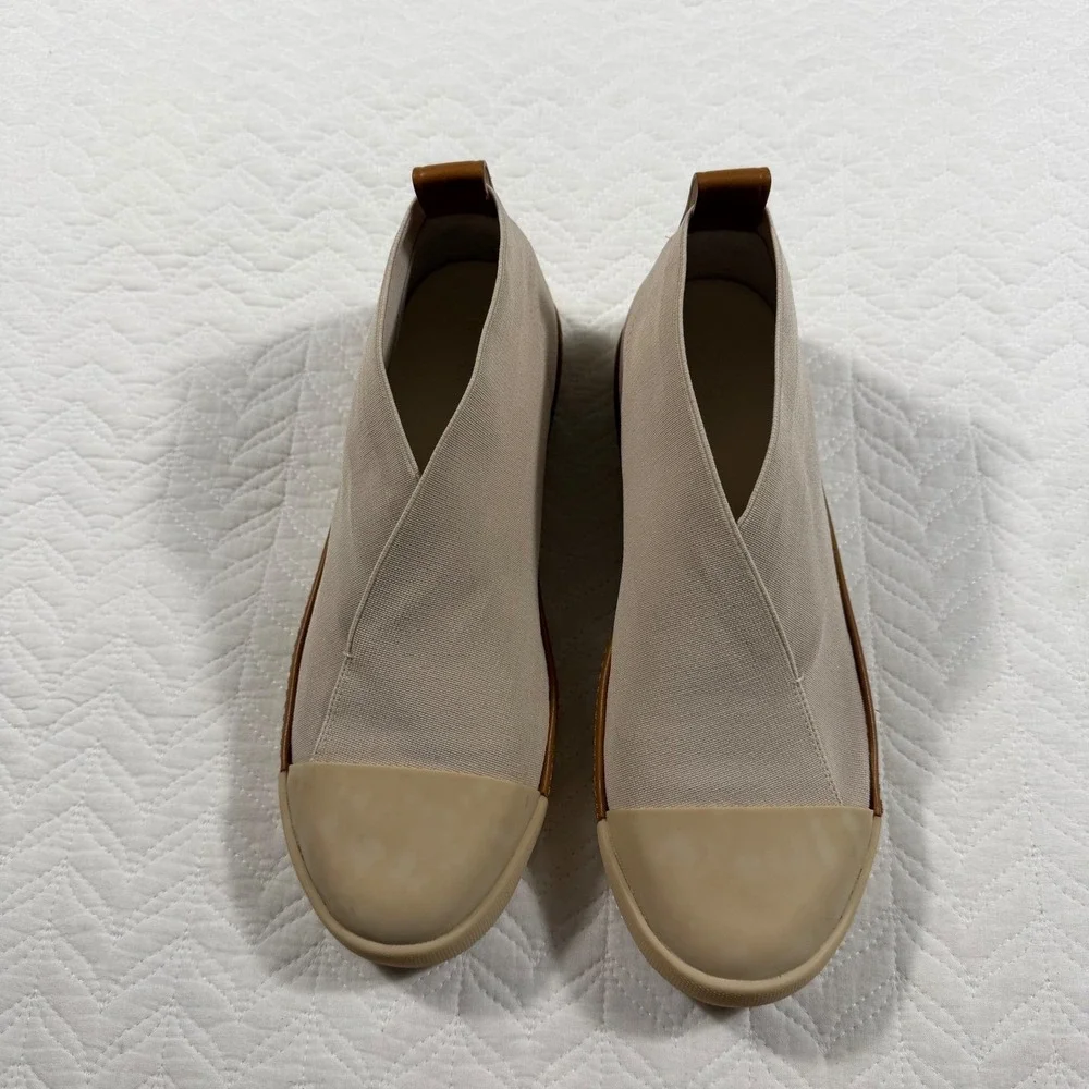 Mercedes‎ Castillo Thana Beige Stretch Slip On VCut Sneakers Brazil WMN 9.5 39.5